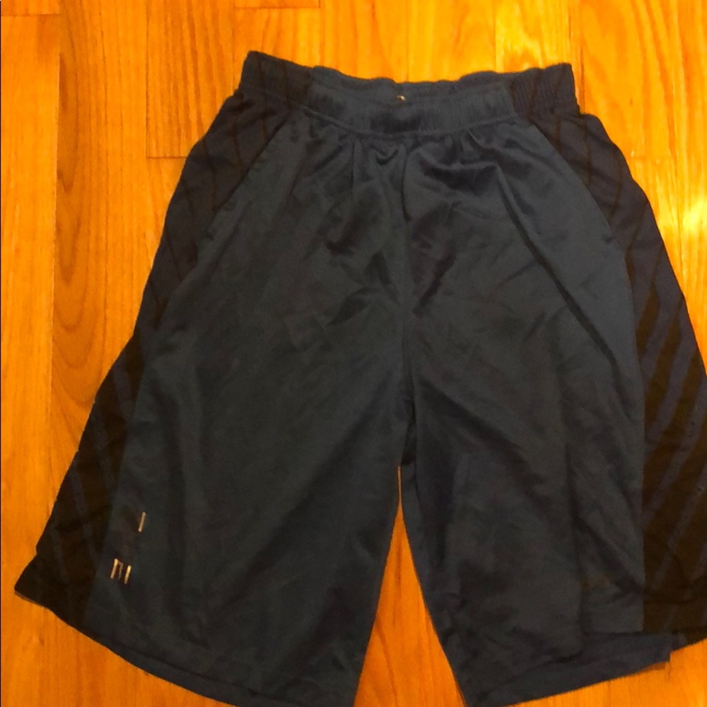 Boys Nike Dry Fit XL